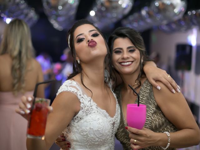 O casamento de Fabricio e Thais em Belo Horizonte, Minas Gerais 74