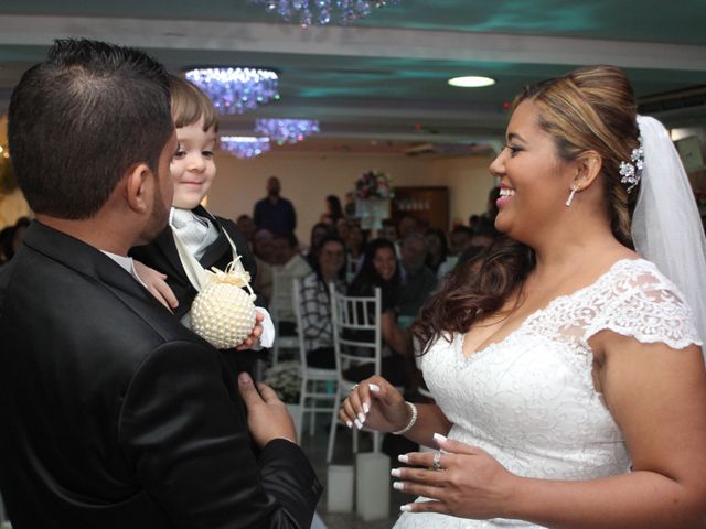 O casamento de Jander e Camila em Duque de Caxias, Rio de Janeiro 11