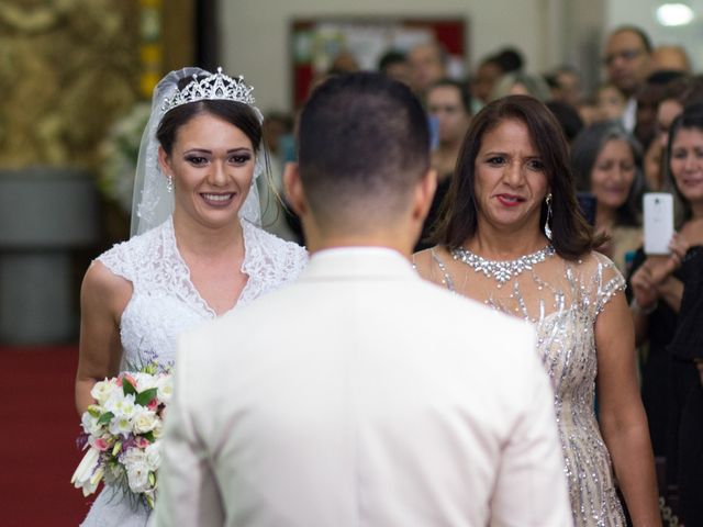 O casamento de Eduardo e Jaqueline em Contagem, Minas Gerais 41