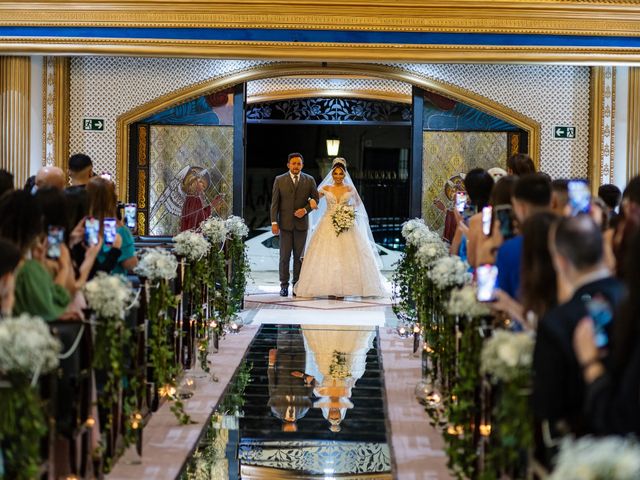 O casamento de Lucas e Vanessa em Butantã, São Paulo 158