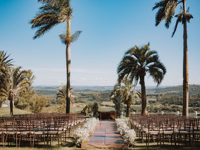 O casamento de Vinicius e Michele em Londrina, Paraná 31