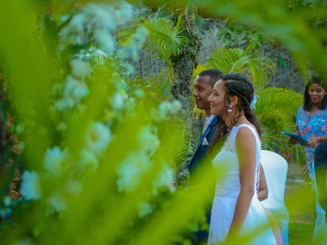 O casamento de Misael e Ana Paula em Guarajuba, Bahia 31