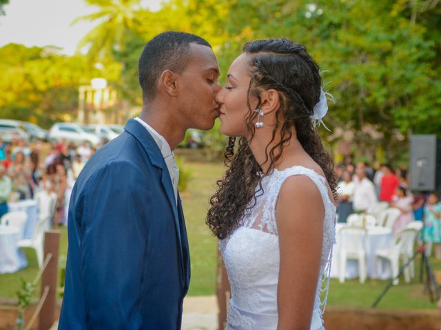 O casamento de Misael e Ana Paula em Guarajuba, Bahia 35