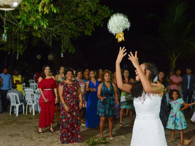 O casamento de Misael e Ana Paula em Guarajuba, Bahia 43