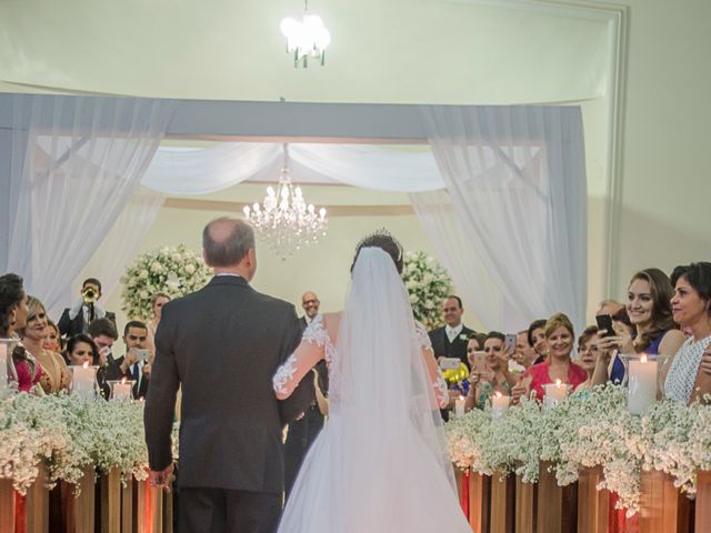 O casamento de Vinícius e Larissa em Goiânia, Goiás 52