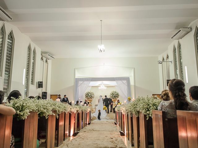 O casamento de Vinícius e Larissa em Goiânia, Goiás 63