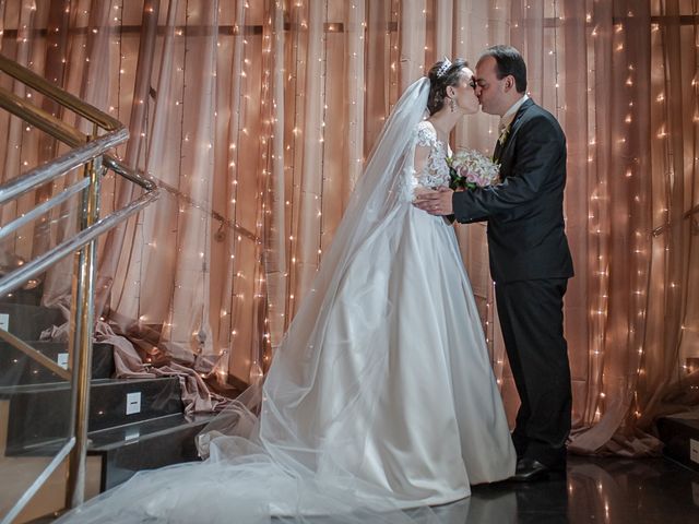 O casamento de Vinícius e Larissa em Goiânia, Goiás 94