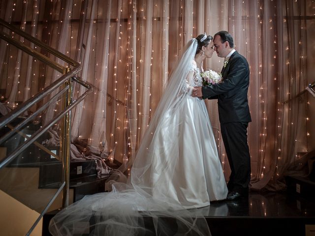 O casamento de Vinícius e Larissa em Goiânia, Goiás 95