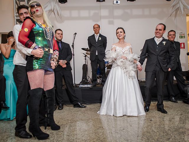 O casamento de Vinícius e Larissa em Goiânia, Goiás 111