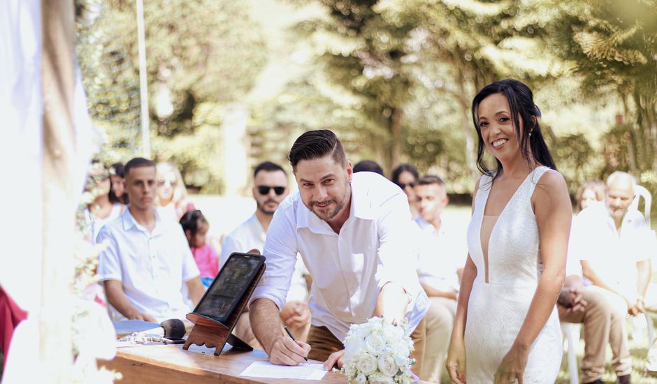 O casamento de Christiano Marins  e Priscila Marins  em Cruzeiro, São Paulo Estado
