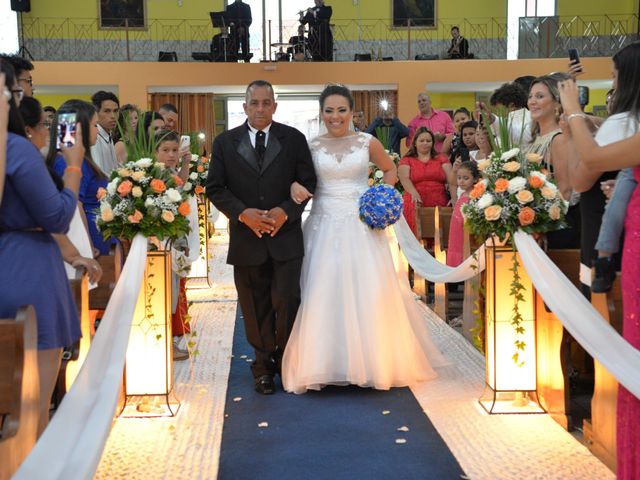 O casamento de Carlos e Thiana em Franco da Rocha, São Paulo Estado 13
