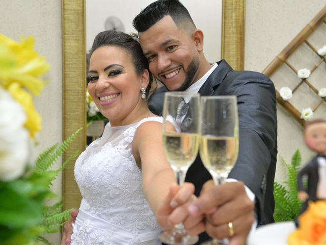 O casamento de Carlos e Thiana em Franco da Rocha, São Paulo Estado 1
