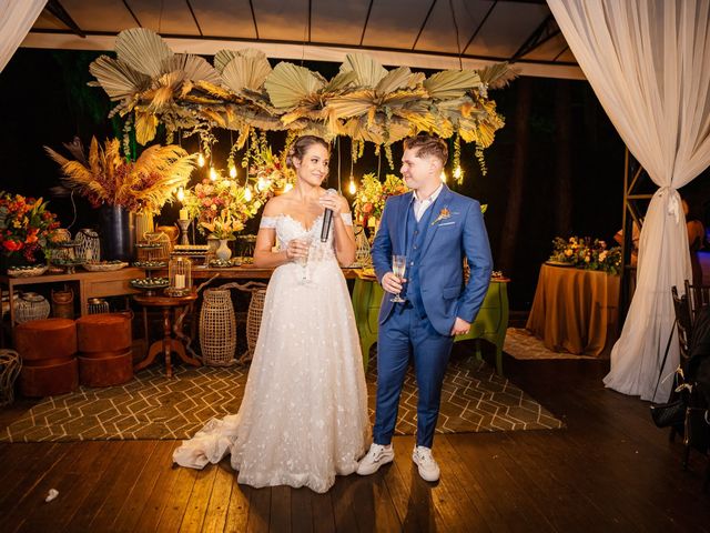 O casamento de João e Carolina em Itapecerica da Serra, São Paulo 88