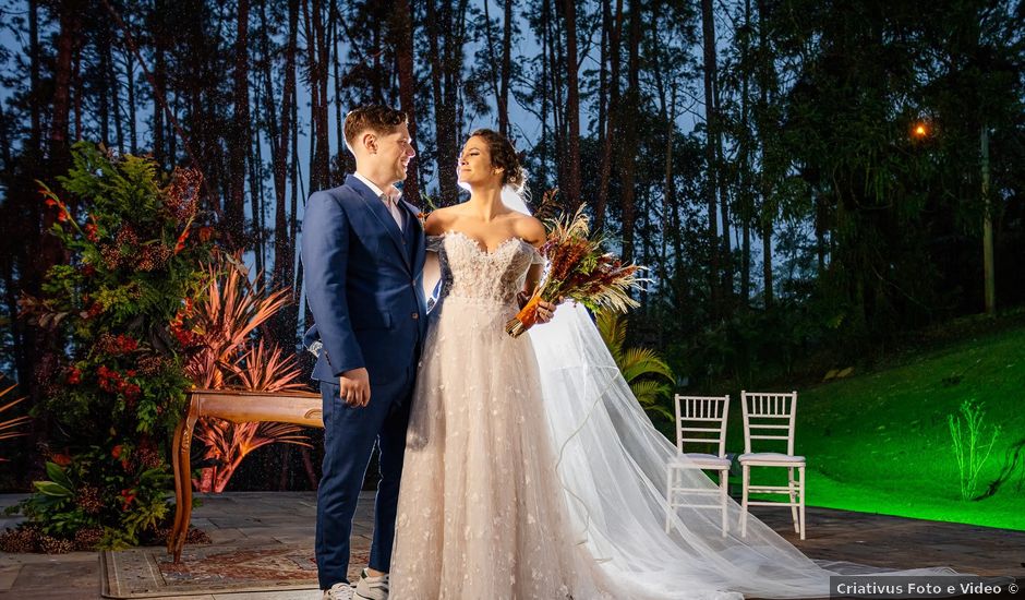 O casamento de João e Carolina em Itapecerica da Serra, São Paulo