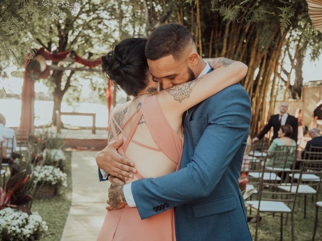 O casamento de Pamela e Marlon em Guaíba, Rio Grande do Sul 27