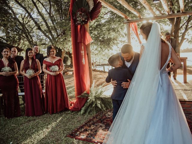 O casamento de Pamela e Marlon em Guaíba, Rio Grande do Sul 45