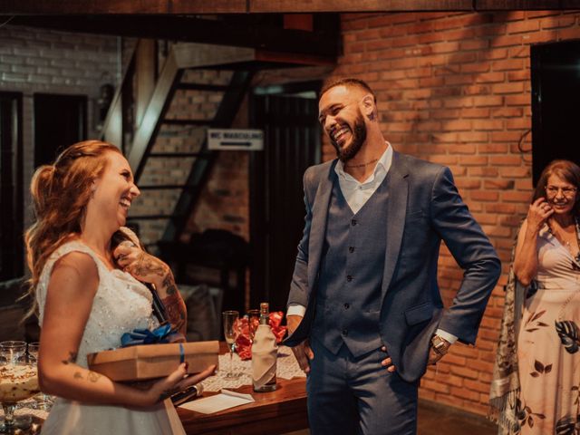 O casamento de Pamela e Marlon em Guaíba, Rio Grande do Sul 79