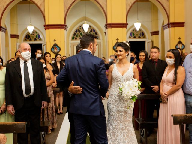 O casamento de Alexandre e Gabi em Cláudio, Minas Gerais 41