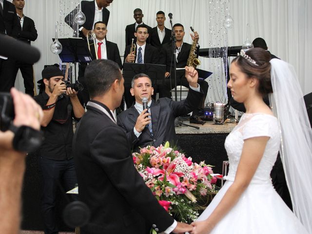 O casamento de Tiago e Lorrani em Cariacica, Espírito Santo 24