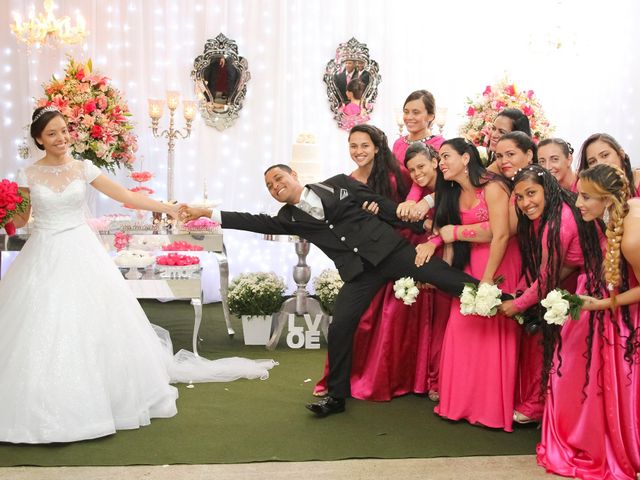 O casamento de Tiago e Lorrani em Cariacica, Espírito Santo 38