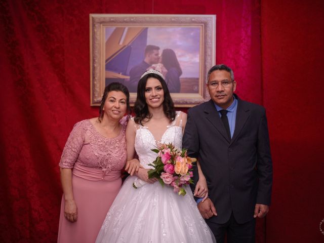 O casamento de Douglas e Debora e Douglas em Guarapuava, Paraná 17