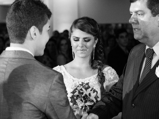 O casamento de Maicon e Úrsula em Porto Alegre, Rio Grande do Sul 11
