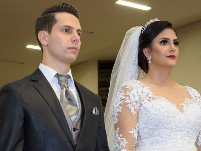 O casamento de Bruno e Aleciane em Uberlândia, Minas Gerais 18