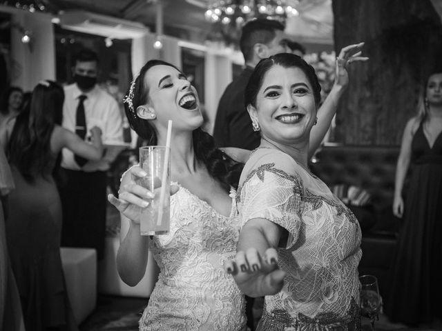 O casamento de Vinícius e Marília em Niterói, Rio de Janeiro 53