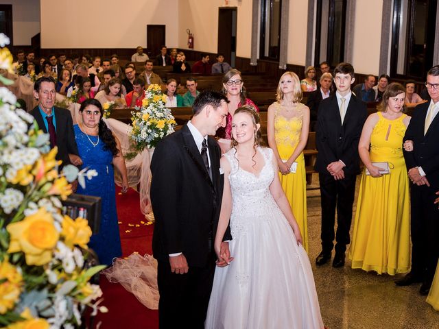 O casamento de Edson e Ketlen em Benedito Novo, Santa Catarina 22