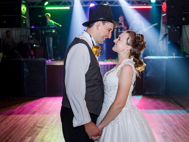 O casamento de Edson e Ketlen em Benedito Novo, Santa Catarina 70