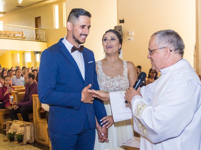 O casamento de Diego e Ana Paula em Samambaia, Distrito Federal 9