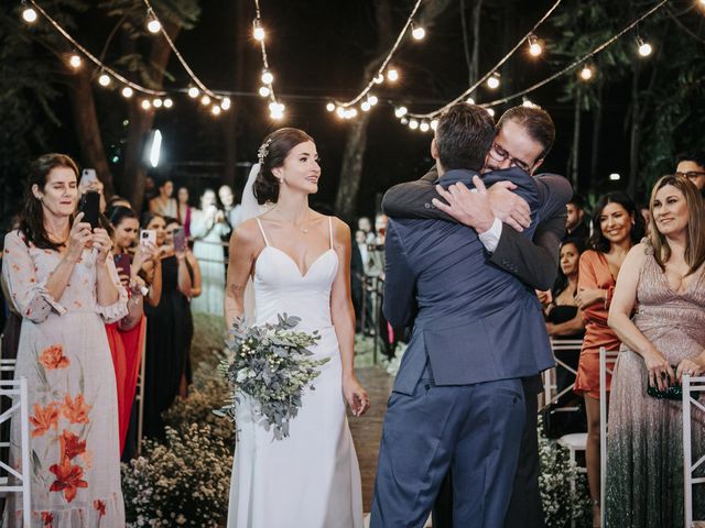 O casamento de Chico e Laura em Belo Horizonte, Minas Gerais 28