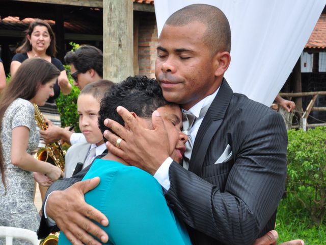 O casamento de Luciano e Áurea em Itapevi, São Paulo Estado 22