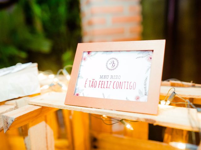 O casamento de Aíra e Gustavo em Chácara, Minas Gerais 8