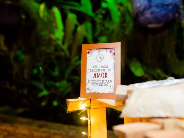 O casamento de Aíra e Gustavo em Chácara, Minas Gerais 9