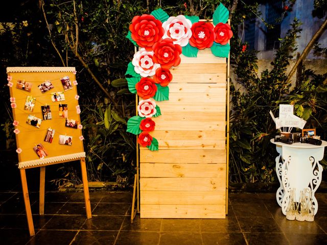 O casamento de Aíra e Gustavo em Chácara, Minas Gerais 16