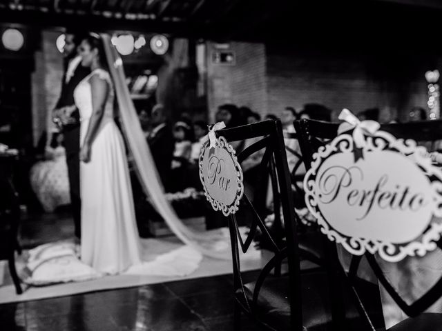 O casamento de Aíra e Gustavo em Chácara, Minas Gerais 29
