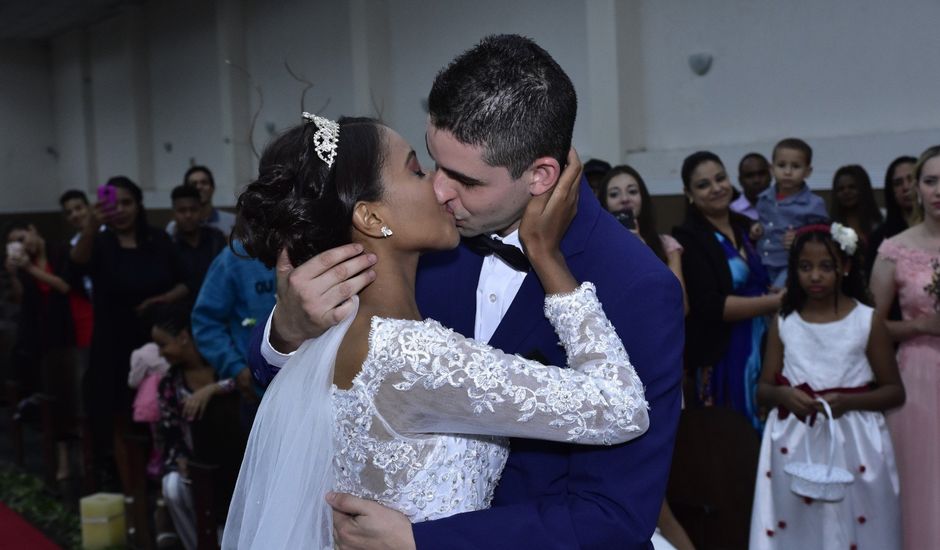 O casamento de Mauricio e Renata  em Carapicuíba, São Paulo Estado