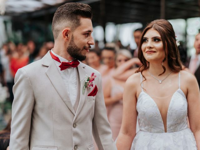 O casamento de Adriano e Jessica em Arujá, São Paulo Estado 25