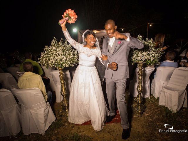 O casamento de Herbert e Suéllen em Jequiriçá, Bahia 10