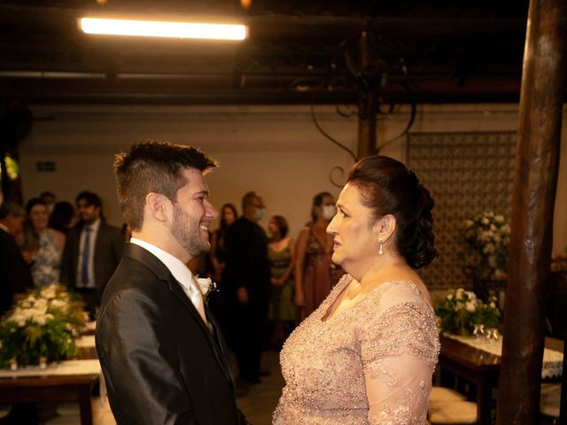 O casamento de Matheus e Laura em Belo Horizonte, Minas Gerais 27