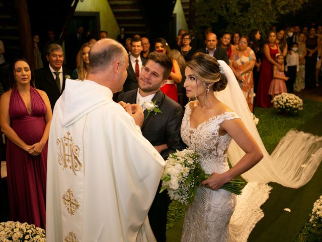 O casamento de Matheus e Laura em Belo Horizonte, Minas Gerais 39