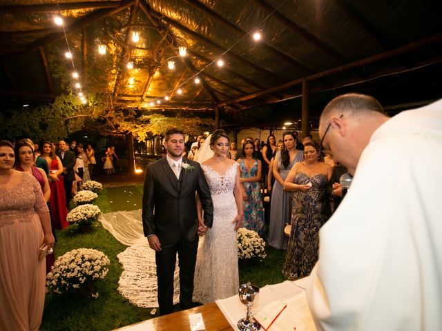 O casamento de Matheus e Laura em Belo Horizonte, Minas Gerais 40