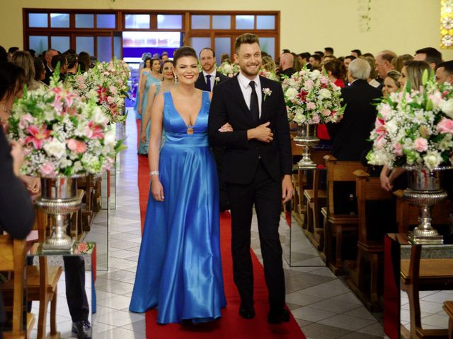 O casamento de Felipe e Vania em Caxias do Sul, Rio Grande do Sul 9