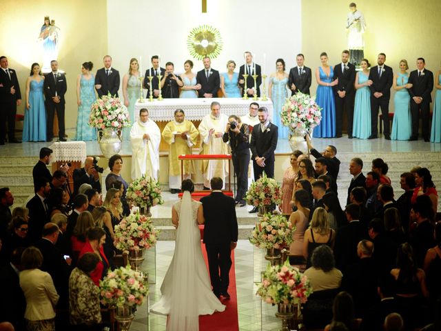 O casamento de Felipe e Vania em Caxias do Sul, Rio Grande do Sul 59