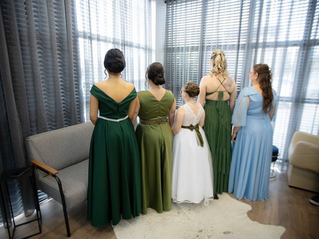 O casamento de Daniele e Junior em Joinville, Santa Catarina 20