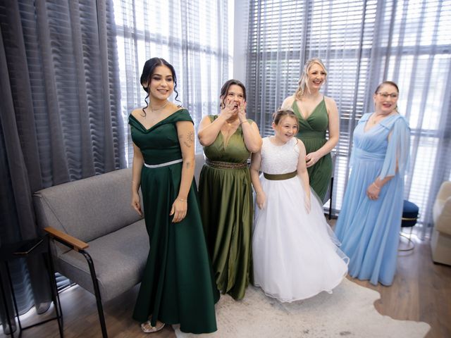 O casamento de Daniele e Junior em Joinville, Santa Catarina 22