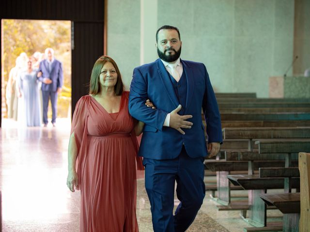 O casamento de Daniele e Junior em Joinville, Santa Catarina 56
