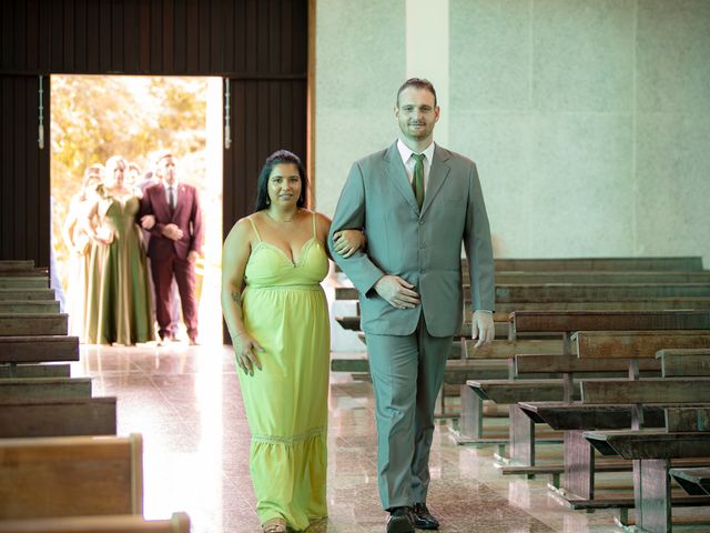 O casamento de Daniele e Junior em Joinville, Santa Catarina 62