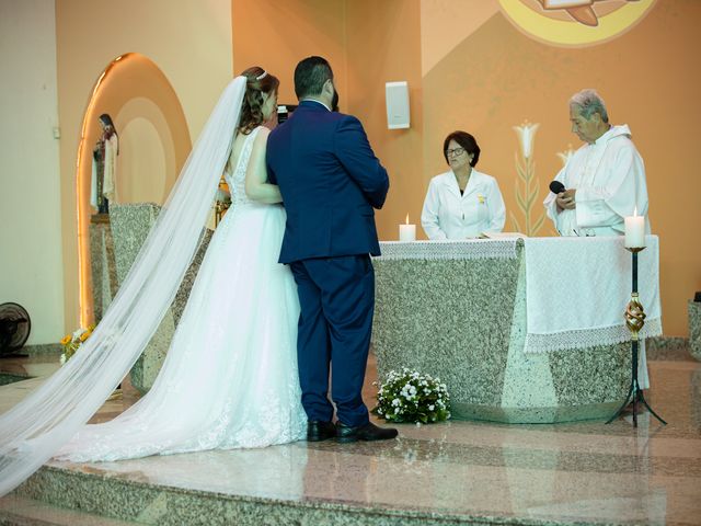O casamento de Daniele e Junior em Joinville, Santa Catarina 66